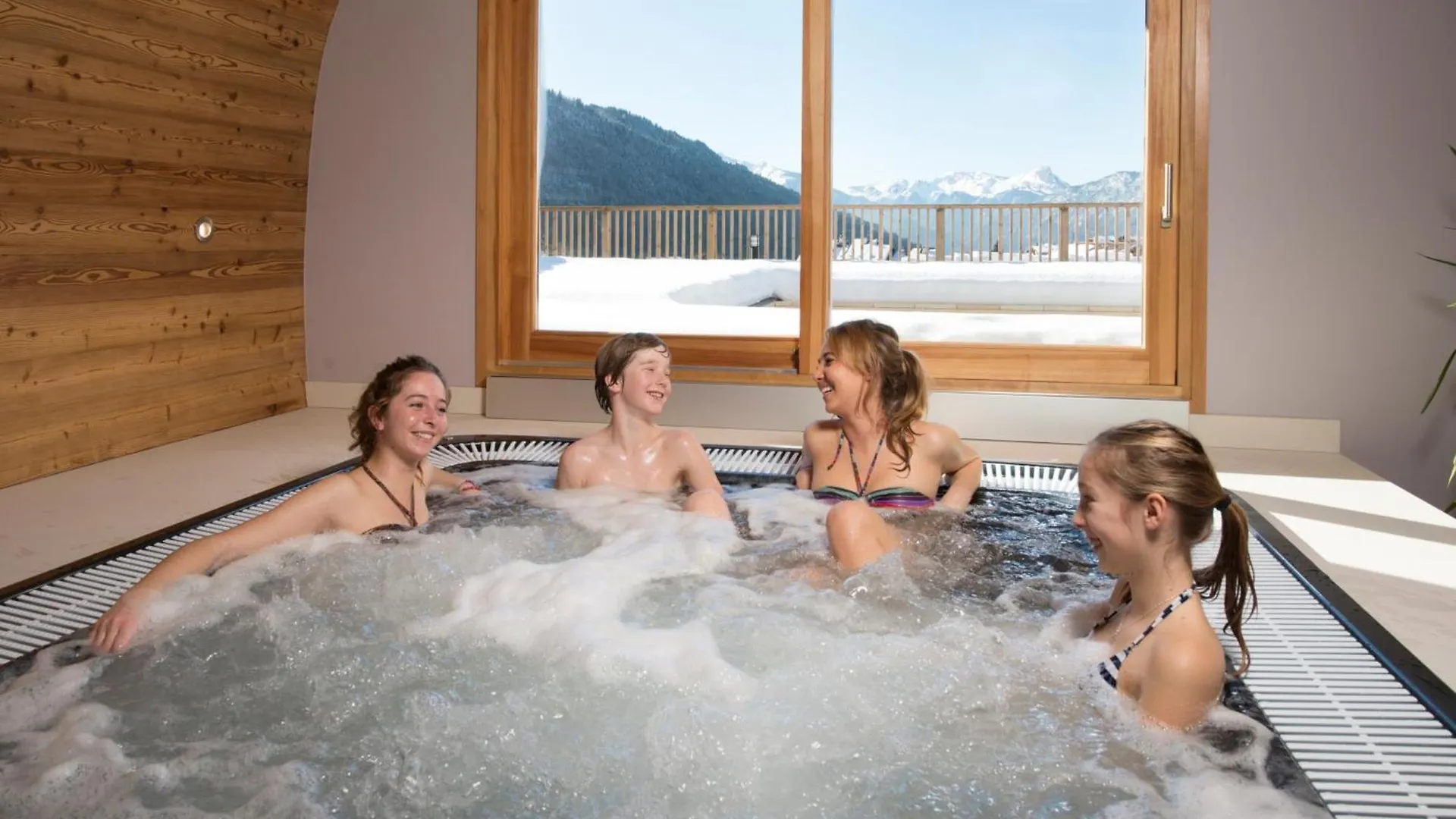 Chalet Aravis Cosy - Spa & Piscine Saint-Jean-de-Sixt Apartment